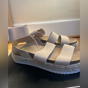 Tan Wedge Sandals| tan/white| Size: 7